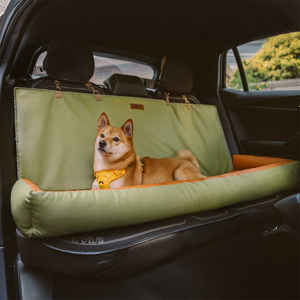 Waterproof Anti-Slip Large Dog Car Seat Cover-Urban Voyager - Dog Ca... detail view 12 | Petix pet supplies for dogs and cats
