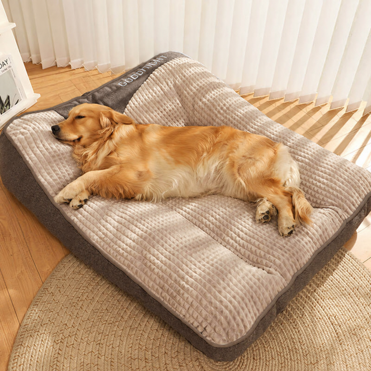 Large Outdoor Scratch-resistant Spine Protection Dog Cushion Bed