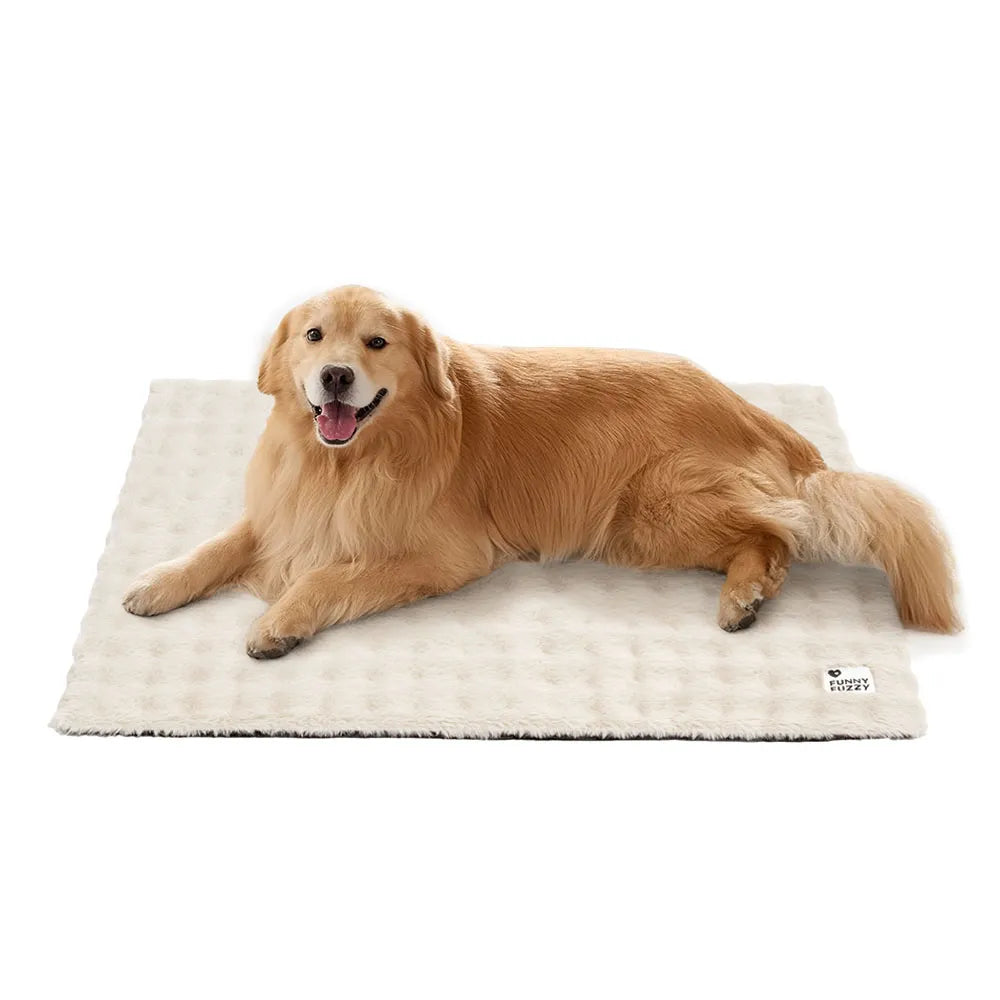 Cozy Plush Warm Washable and Portable Pet Mat - ThermoPad - Dog Beds detail view 16 | Petix pet supplies for dogs and cats