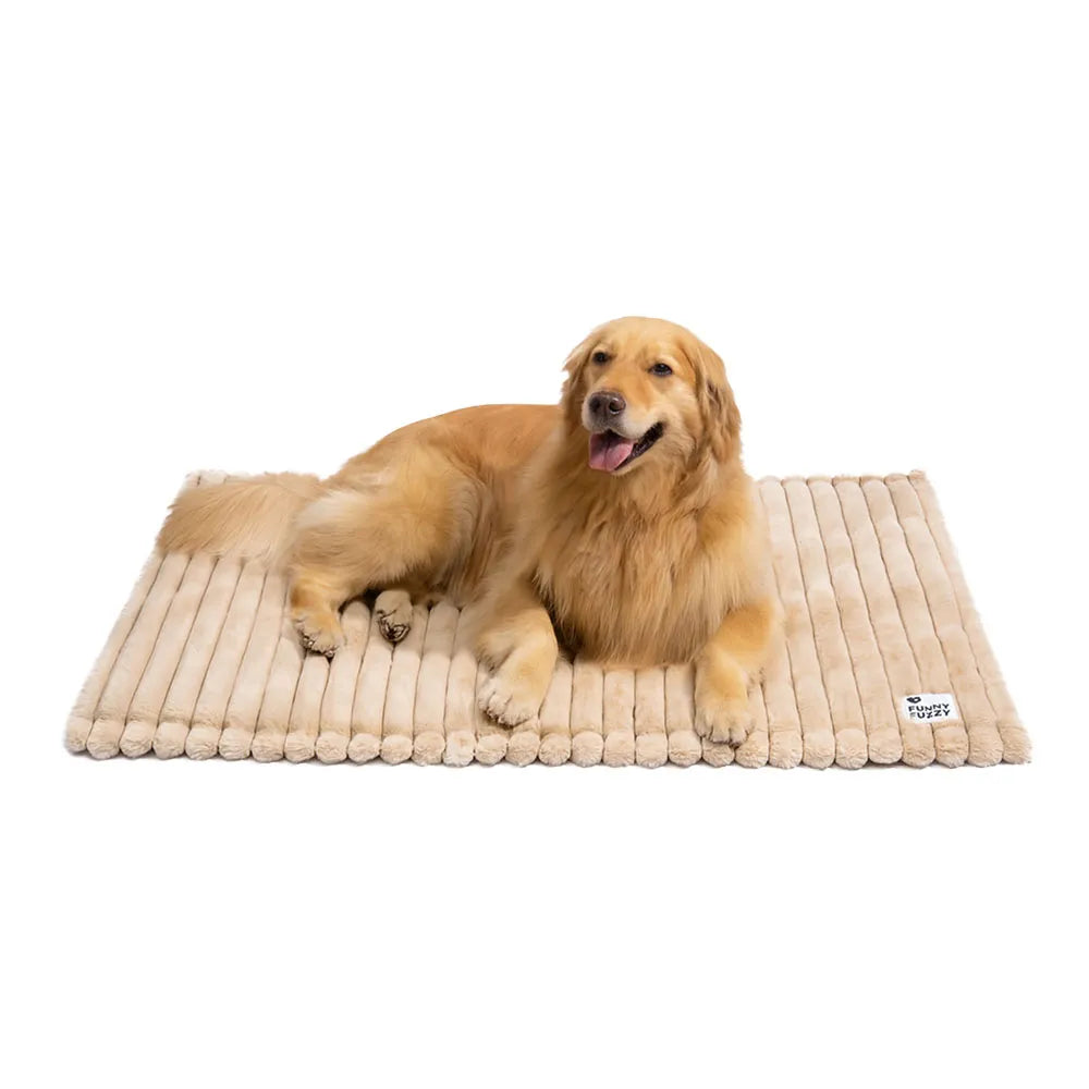 Fluffy Faux Rabbit Fur Washable Warm Pet Mat - ComfyEase - Dog Beds detail view 15 | Petix pet supplies for dogs and cats