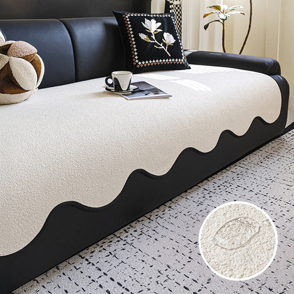 Water-repellent Teddy Fleece Non-Slip Straight Couch Cover - Couch Cover detail view 4 | Petix pet supplies for dogs and cats