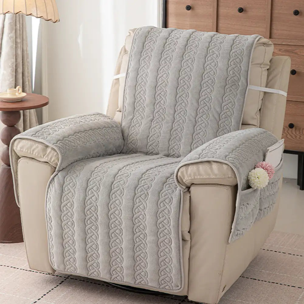 All-Season Scratch-Resistant Non-Slip Recliner Couch Cover with Elast... detail view 2 | Petix pet supplies for dogs and cats