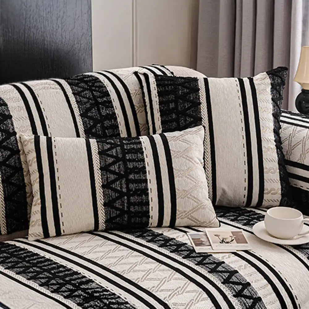 Bohemian Chenille Scratch-Resistant Durable Furniture Protection Couc... detail view 8 | Petix pet supplies for dogs and cats