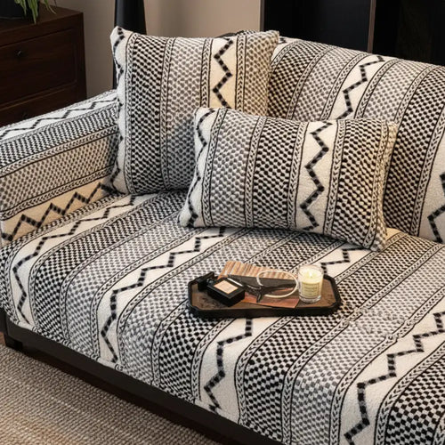 Classic Plaid Plush Scratch-Resistant Comfortable Non-Slip Couch... main product image | Petix pet supplies for dogs and cats