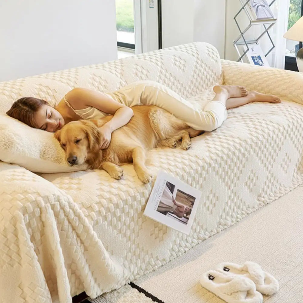 Fluffy Jacquard Velvet Scratch-Resistant Thickened Sofa Blanket Couch... detail view 3 | Petix pet supplies for dogs and cats