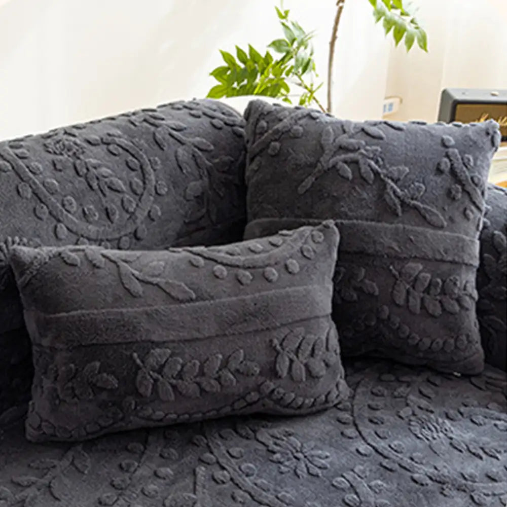 Jacquard Plush Comfortable Scratch-Resistant Non-Slip Couch Cover... detail view 15 | Petix pet supplies for dogs and cats
