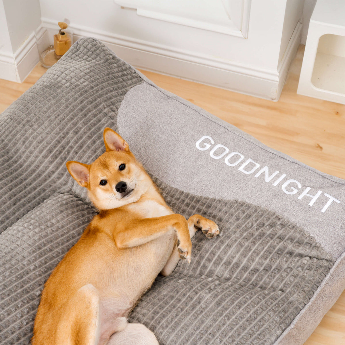 Large Outdoor Scratch-resistant Spine Protection Dog Cushion Bed - D... detail view 16 | Petix pet supplies for dogs and cats