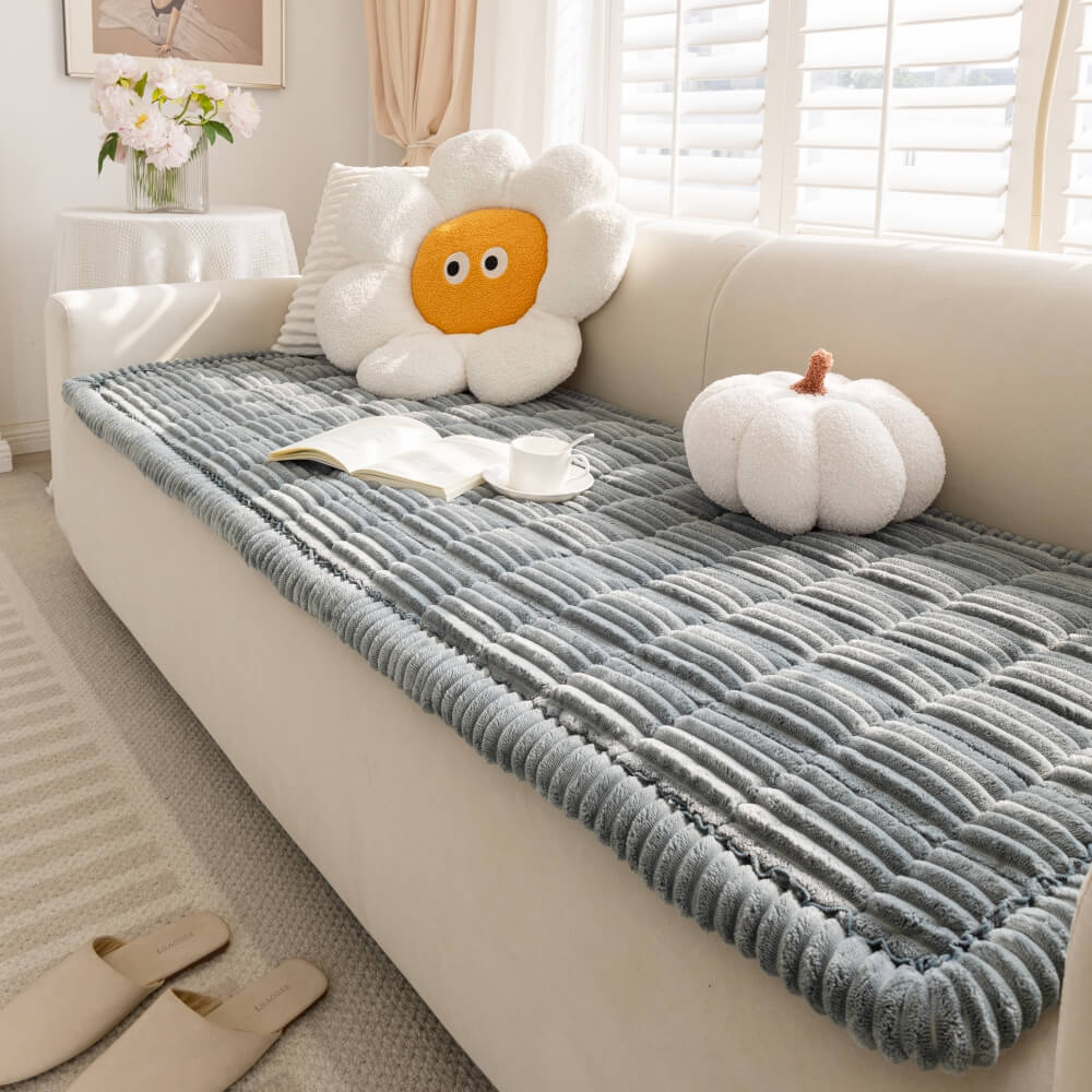 Lazy Soft Flannel Breathable Pet Mat Non-slip Sectional Couch Cover... detail view 15 | Petix pet supplies for dogs and cats