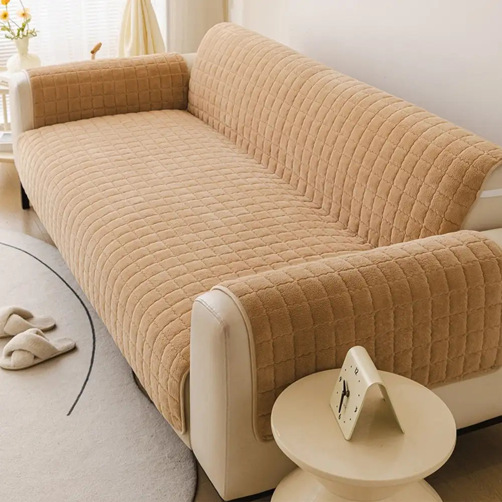 One-Piece Soft Pet-Friendly Short Plush Sofa Protection Non-Slip Couc... detail view 3 | Petix pet supplies for dogs and cats