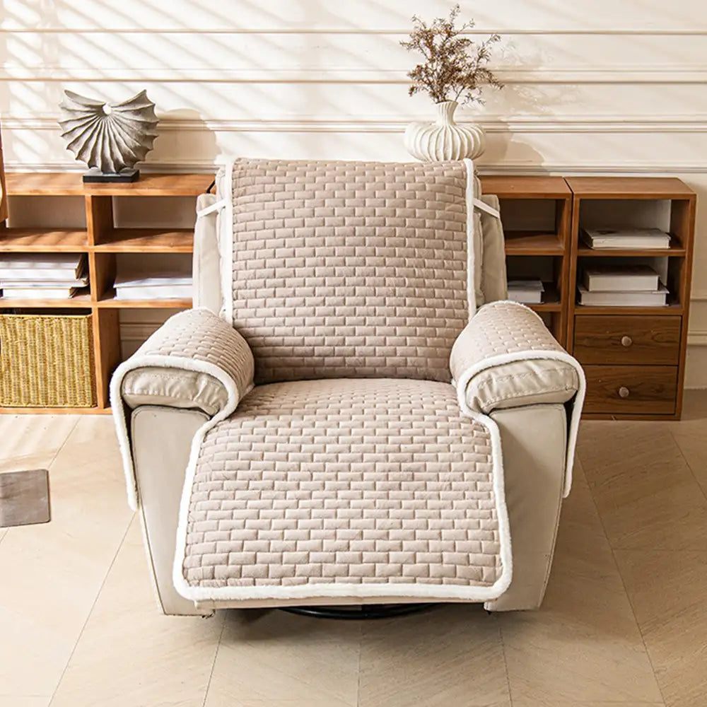 Plush Scratch-Resistant Recliner Couch Covers Slipcovers with Elastic... detail view 7 | Petix pet supplies for dogs and cats
