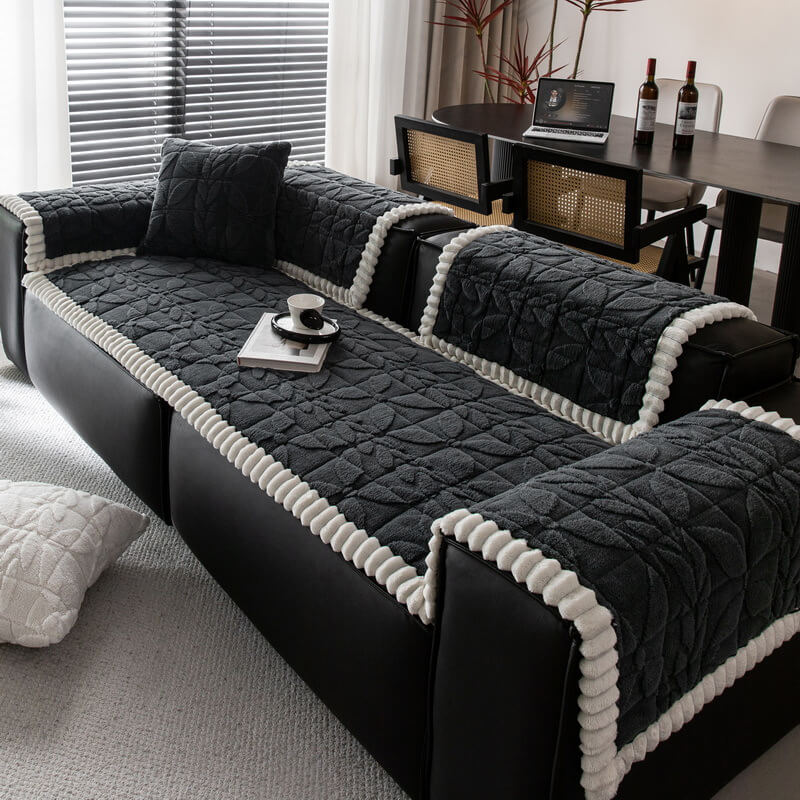 Thickened Short Plush Leaf Pattern Scratch Resistant Non-Slip Couch C... detail view 5 | Petix pet supplies for dogs and cats