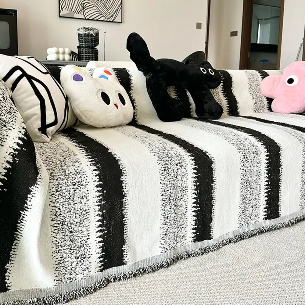 Fashion Striped Chenille Scratch-Resistant Sofa Protection Couch Cover – Couch Cover (… | Petix pet supplies for dogs and cats