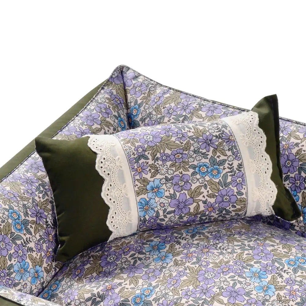 Floral Pattern Anti Static Washable All Season Dog Bed – Dog Beds (view 8) | Petix pet supplies for dogs and cats