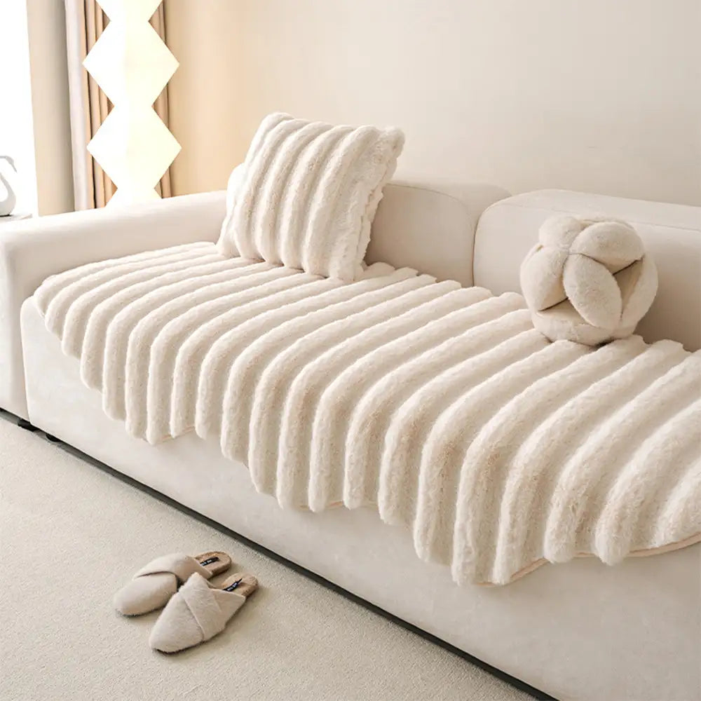 Fluffy Comfort Plush Furniture Protection Decorative Couch Cover – Couch Cover (main) | Petix pet supplies for dogs and cats