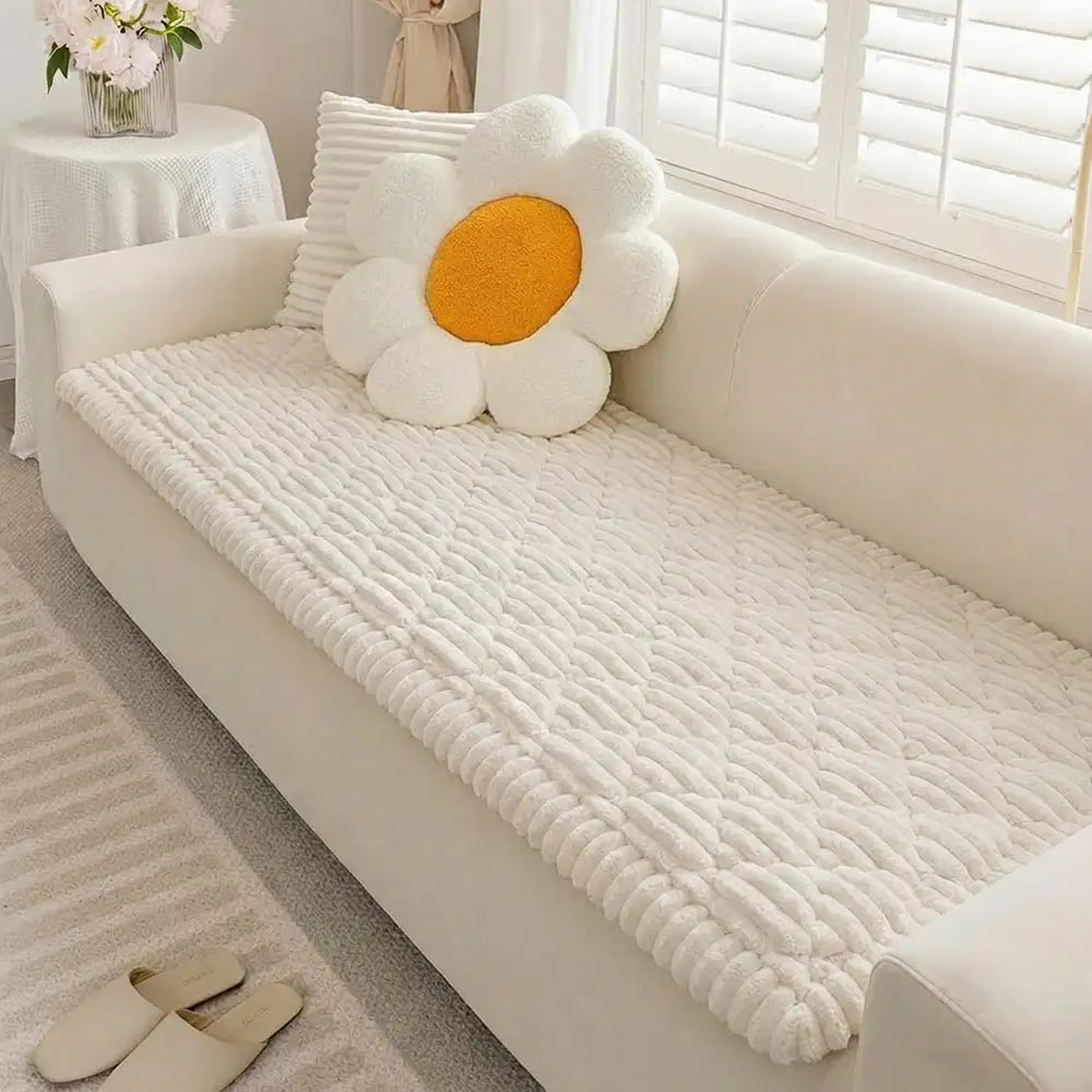 Fluffy Fuzzy Pet-Friendly Sofa Protector Washable Couch Cover Pet Mat – Couch Cover (v… | Petix pet supplies for dogs and cats