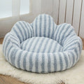 Petal-Shaped Striped Plush Pet Sofa Bed – Dog Beds (view 13) | Petix pet supplies for dogs and cats