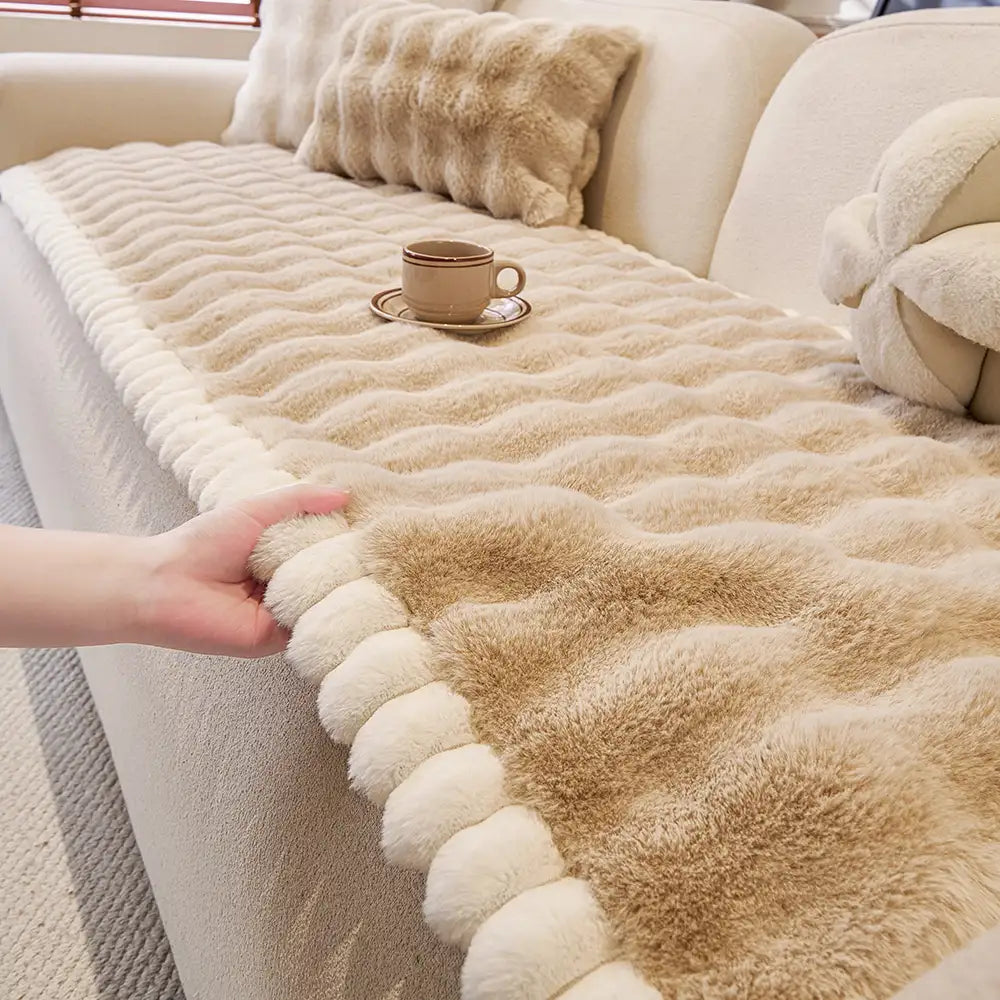 Soft Faux Rabbit Plush Thick Skin-Friendly Non-Slip Couch Cover – Couch Cover (view 12) | Petix pet supplies for dogs and cats