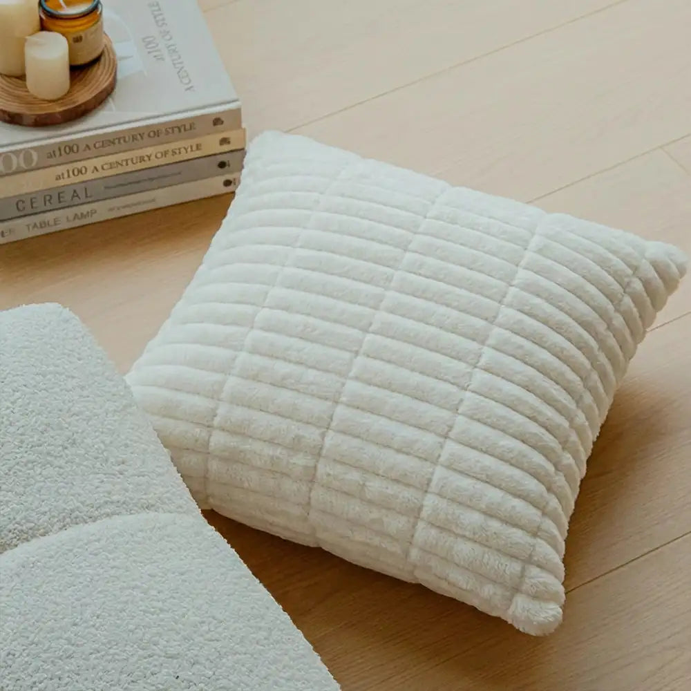 Soft Flannel Pillow – Couch Cover (view 3) | Petix pet supplies for dogs and cats