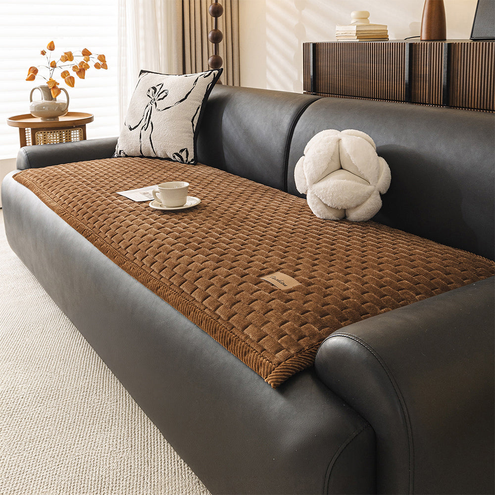 Soft Plush Scratch-Resistant Pet Mat Non-Slip Couch Cover – Couch Cover (view 7) | Petix pet supplies for dogs and cats