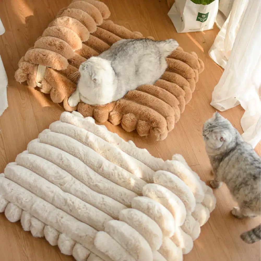 Softness Faux Rabbit Fur Warming Pillow Dog Bed - Cozy Cloud – Dog Beds (view 10) | Petix pet supplies for dogs and cats