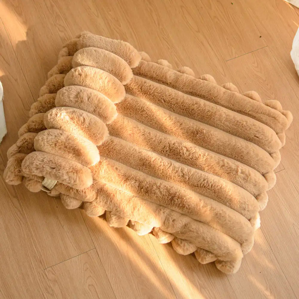 Softness Faux Rabbit Fur Warming Pillow Dog Bed - Cozy Cloud – Dog Beds (view 12) | Petix pet supplies for dogs and cats
