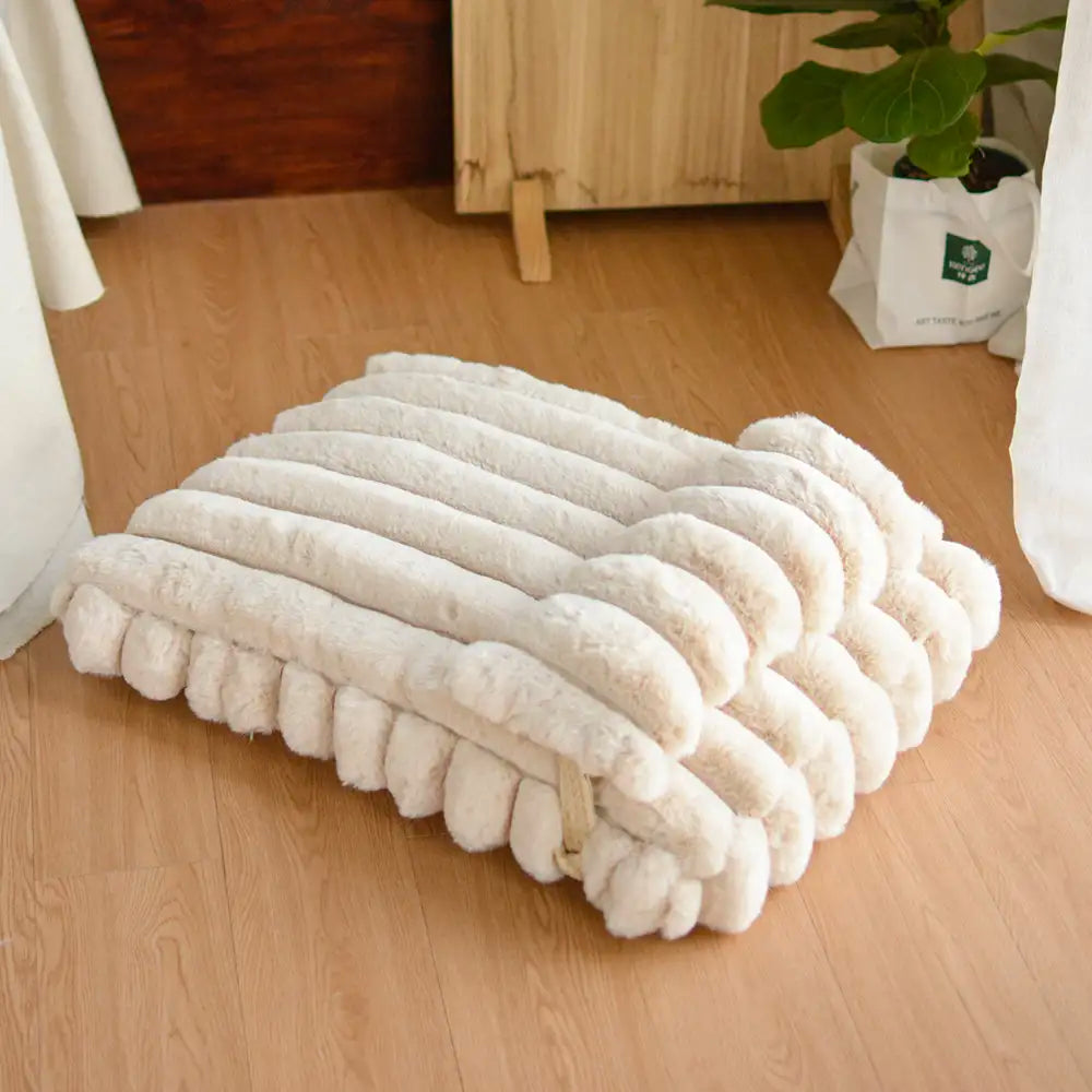Softness Faux Rabbit Fur Warming Pillow Dog Bed - Cozy Cloud – Dog Beds (view 13) | Petix pet supplies for dogs and cats