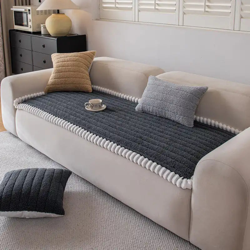 Warm Thick Comfortable Sofa Decoration Non-slip Couch Cover – Couch Cover (view 15) | Petix pet supplies for dogs and cats