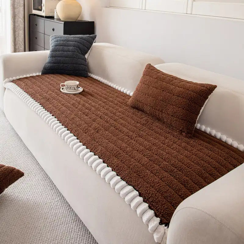 Warm Thick Comfortable Sofa Decoration Non-slip Couch Cover – Couch Cover (view 2) | Petix pet supplies for dogs and cats