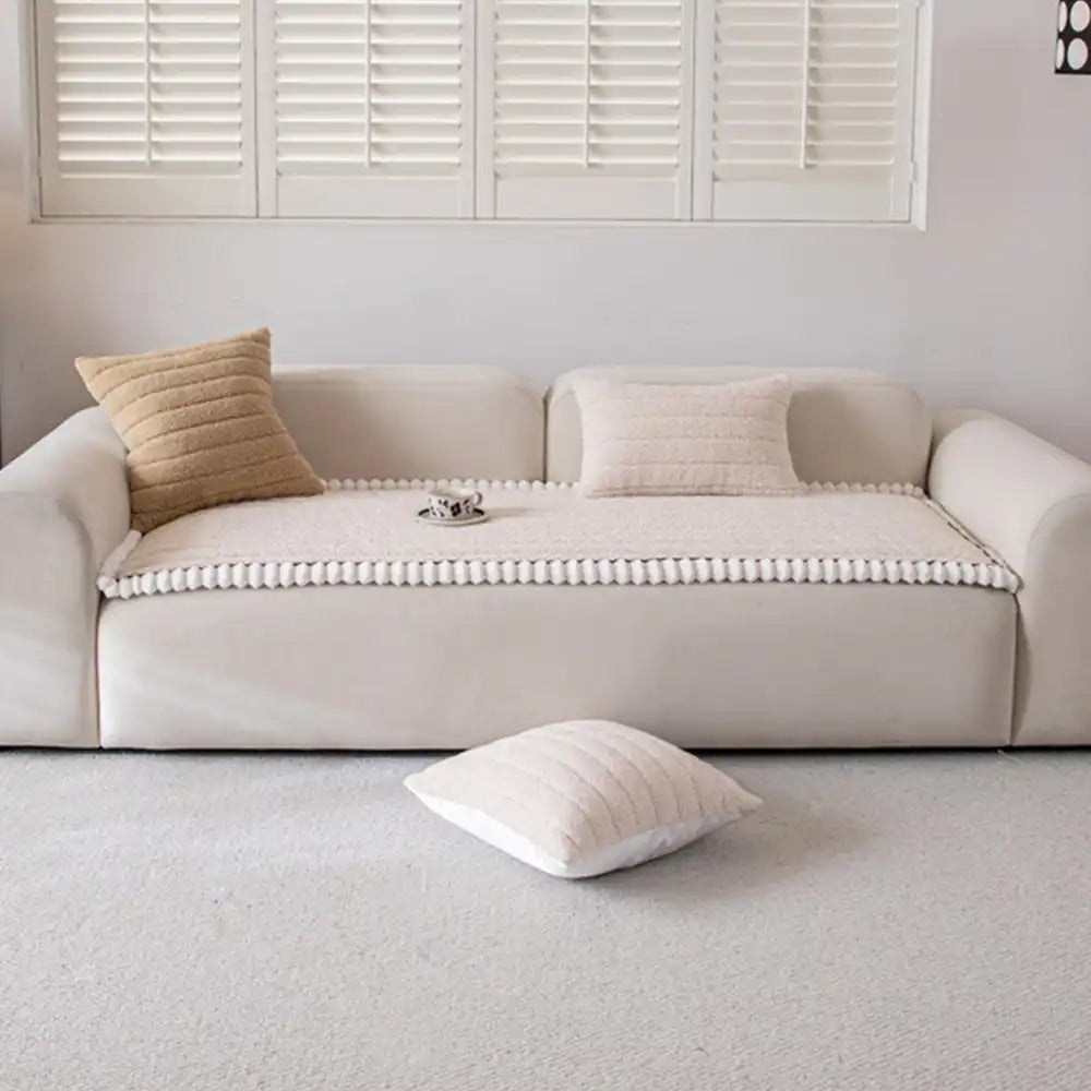 Warm Thick Comfortable Sofa Decoration Non-slip Couch Cover – Couch Cover (view 7) | Petix pet supplies for dogs and cats