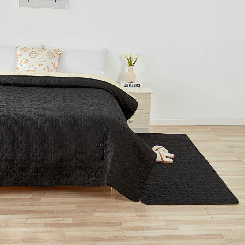 Waterproof Non-Slip Geometric Embossed Multi-Purpose Pet Mat Mattress Protector – Bedd… | Petix pet supplies for dogs and cats