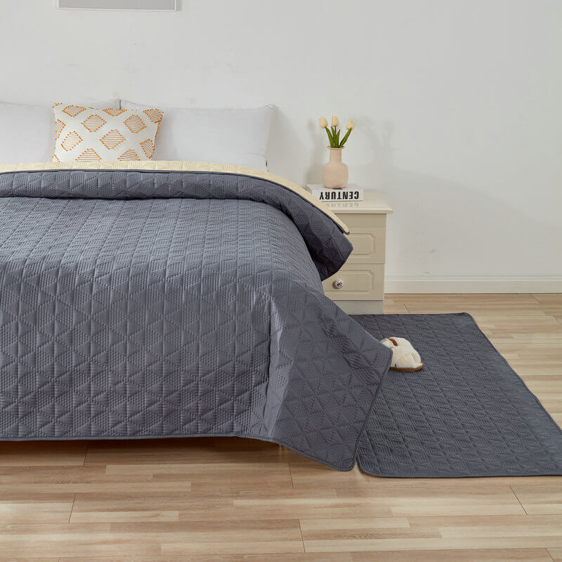 Waterproof Non-Slip Geometric Embossed Multi-Purpose Pet Mat Mattress Protector – Bedd… | Petix pet supplies for dogs and cats