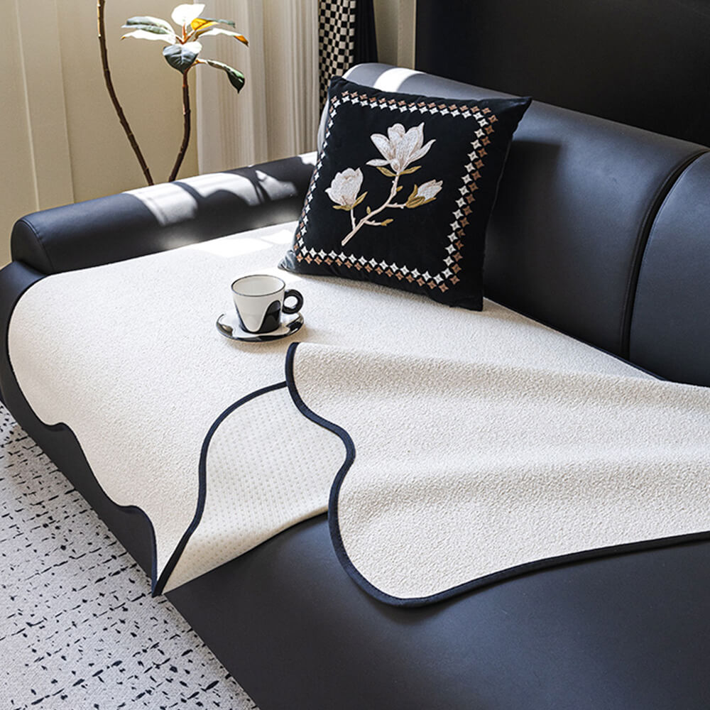 Water-repellent Teddy Fleece Non-Slip Straight Couch Cover – Couch Cover (view 16) | Petix pet supplies for dogs and cats